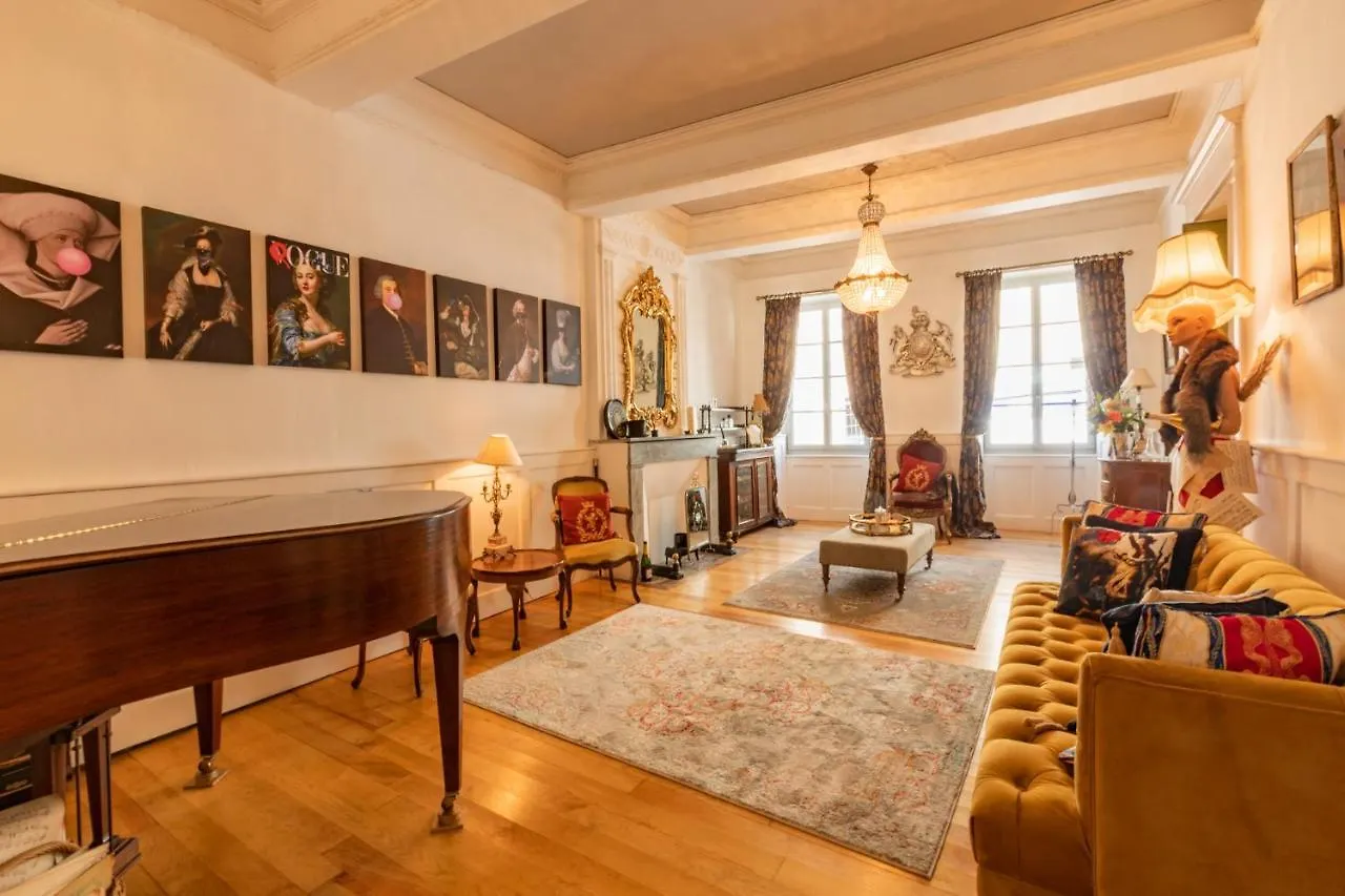 Villa Champagne House - Holiday Rental - An Oasis Full Of Elegance, Luxury And Charm Condom