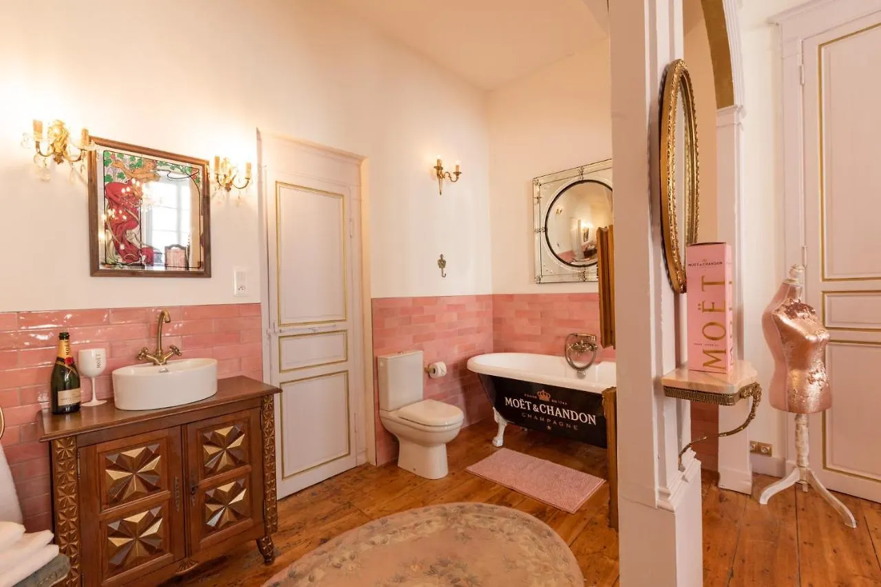 Champagne House - Holiday Rental - An Oasis Full Of Elegance, Luxury And Charm Condom 0*,  Fransa